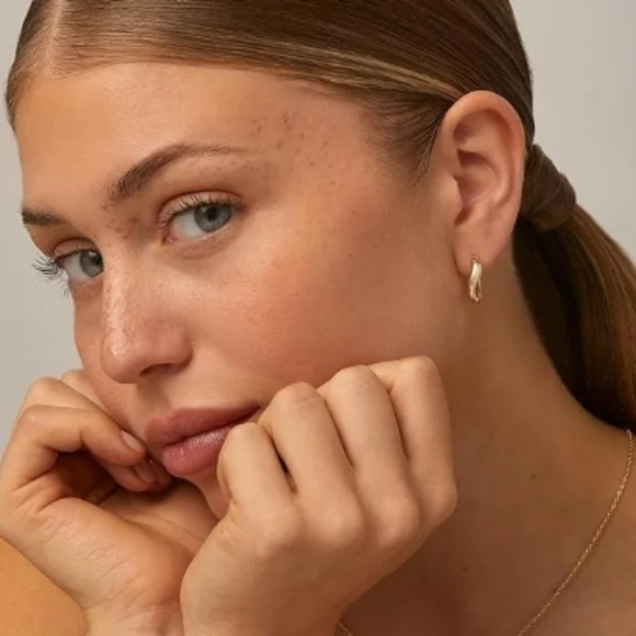 14K White Gold Plated Wavy Huggie Twisted Hoop Earrings - Picture 3 of 5